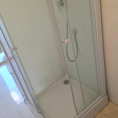 Апартаменты Sublime T2 Avec Piscine En Option La Ferte-Gaucher