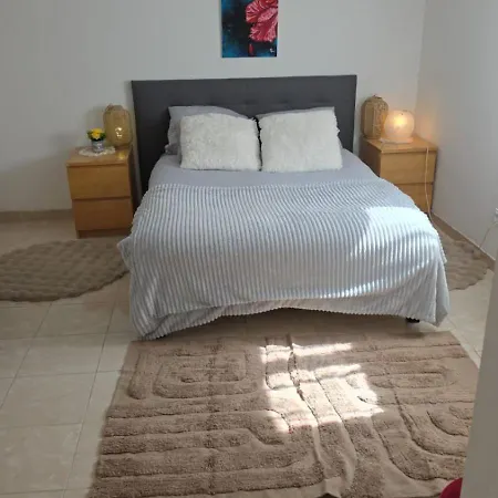 Accueillant T2 Avec Piscine En Option Apartman *