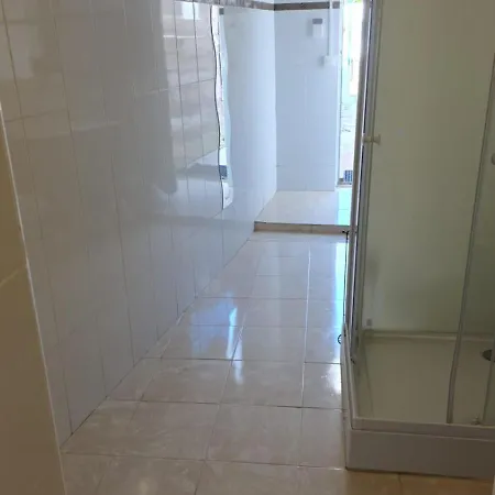 Agreable T2 Avec Piscine En Option * La Ferté-Gaucher