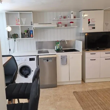 Accueillant T2 Avec Piscine En Option Apartman *