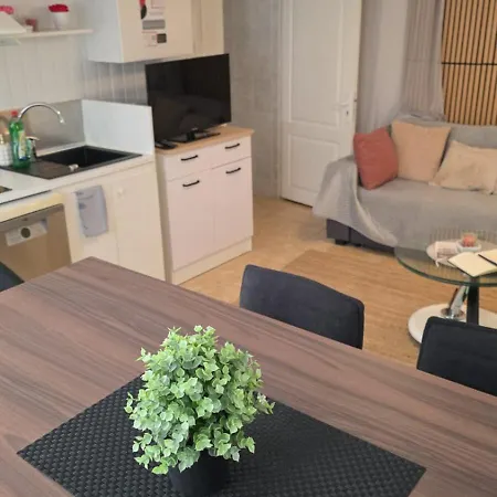 Sublime T2 Avec Piscine En Option Апартаменты *